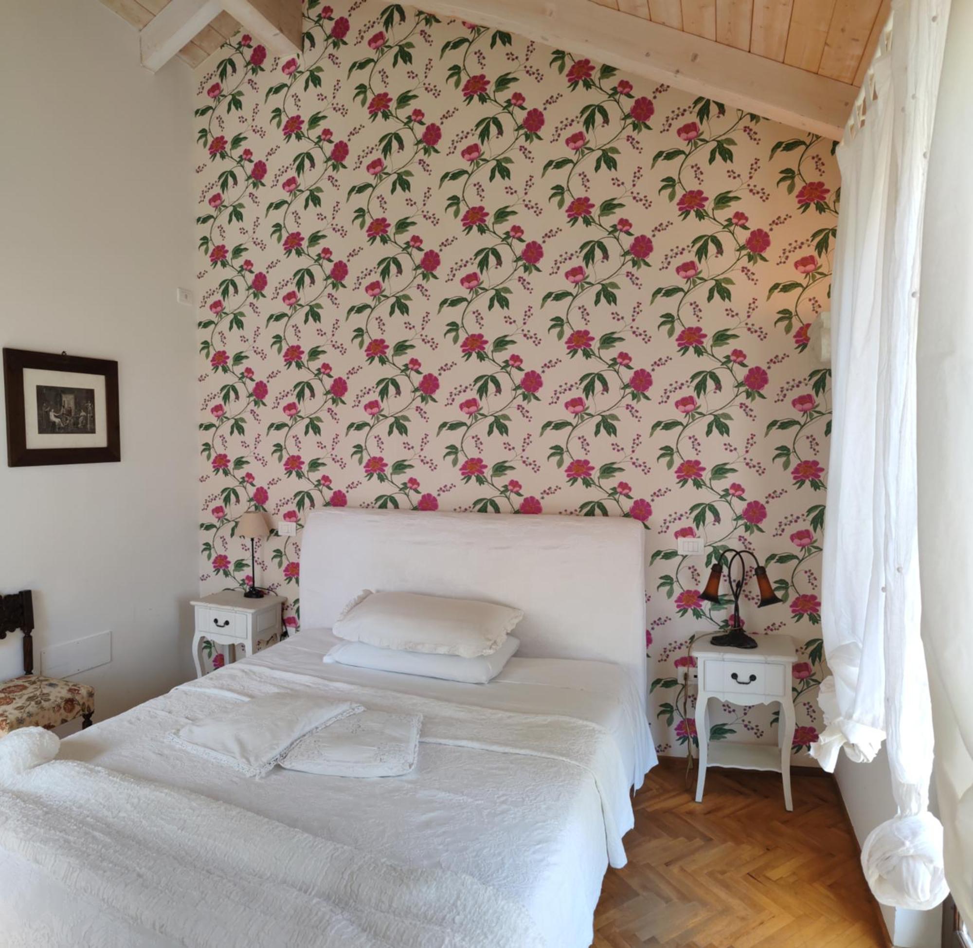 Taverna Centomani Potenza Luaran gambar