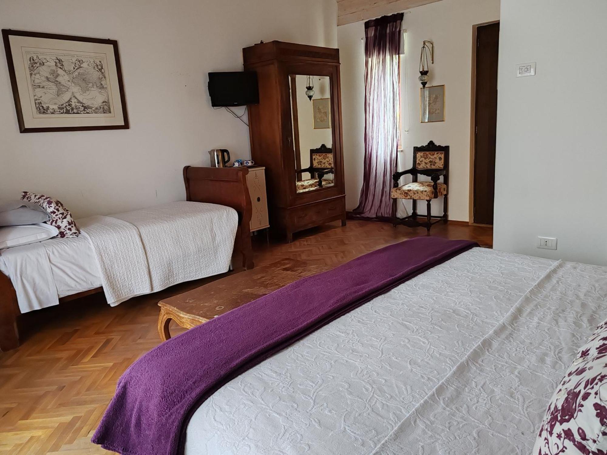Taverna Centomani Potenza Luaran gambar